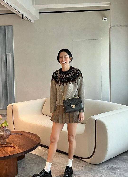 셀린느 빅투아르백 트리옹프 캔버스 김나영, 출처 김나영 인스타그램