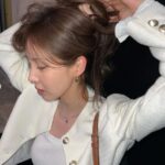 셀린느 트리옹프 클로드 숄더백 서현 착샷, 출처 서현 인스타그램